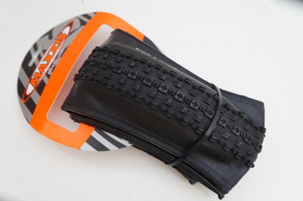 Pneu Mtb Maxxis Crossmark Aro 26 1.95 Kevlar Preto 529 Gramas