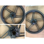 Roda Dianteira Liga Leve cor preto fosco Modelo 5 Palitos para Honda Titan 150 Fan 125 160 freio a disco na roda dianteira e uso de câmara de ar - Marca Fabreck