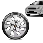 Ficha técnica e caractérísticas do produto Calota Chevrolet GM Corsa Wind Aro 13 Prata Emblema Preto