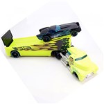 Ficha técnica e caractérísticas do produto Caminhão Transportador Hot Wheels - RockN Race Amarelo - Mattel